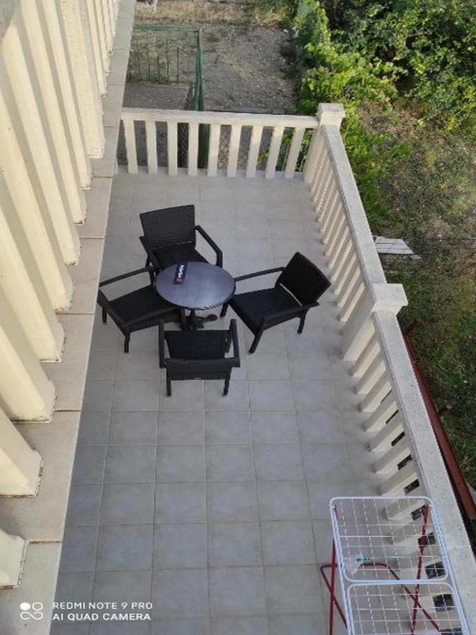 Holiday Home Carevic Gornja Brela Ngoại thất bức ảnh