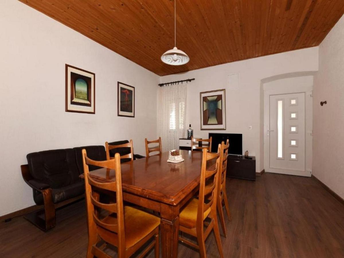 Holiday Home Carevic Gornja Brela Ngoại thất bức ảnh