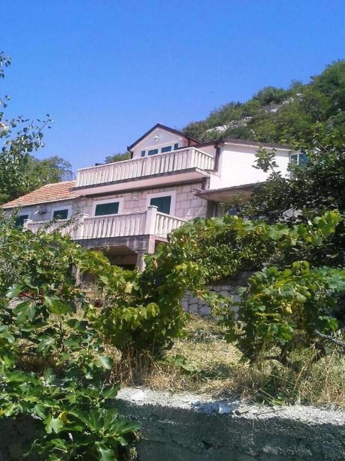 Holiday Home Carevic Gornja Brela Ngoại thất bức ảnh