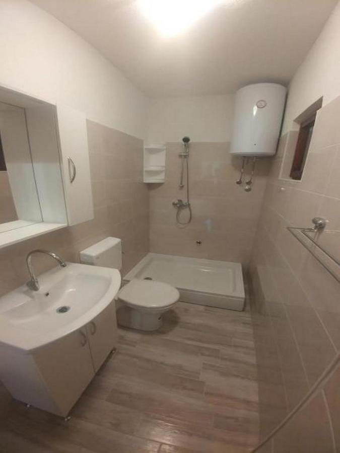 Holiday Home Carevic Gornja Brela Ngoại thất bức ảnh