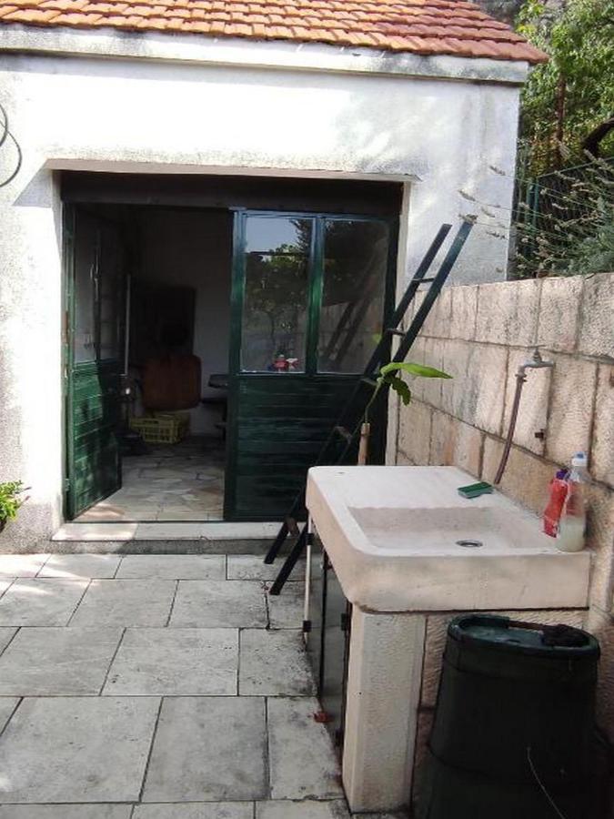 Holiday Home Carevic Gornja Brela Ngoại thất bức ảnh